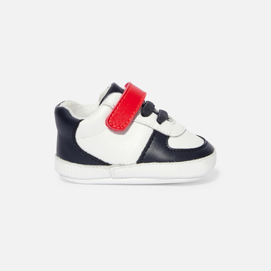 Weiche Sneakers für Baby Jungen